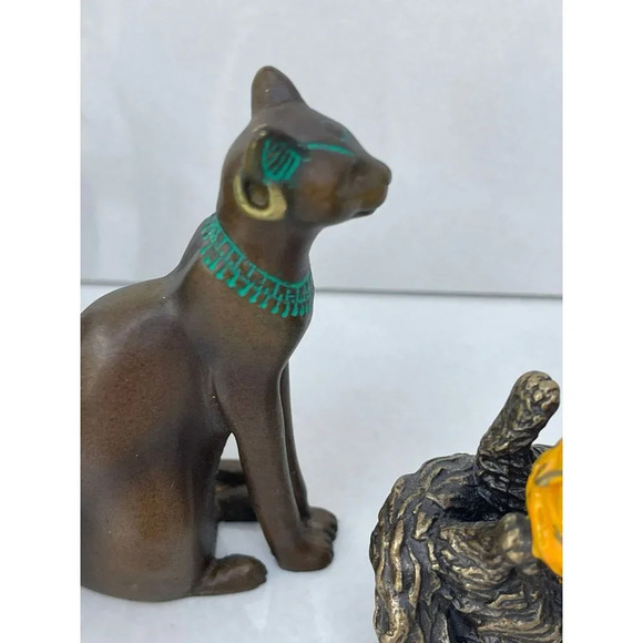 Lot of 7 Collection of Cat Figurines Statue Animals Hand Carved Decor - Picture 9 of 16